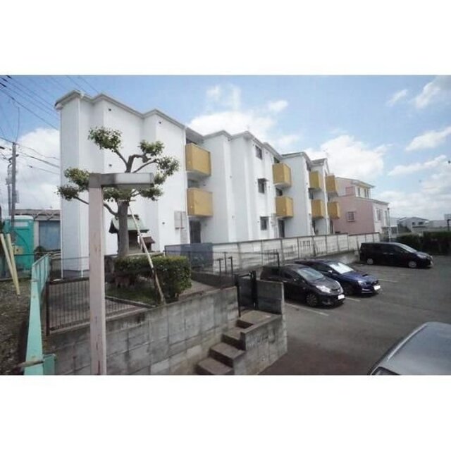 フローレンスベリー愛甲石田の賃貸物件