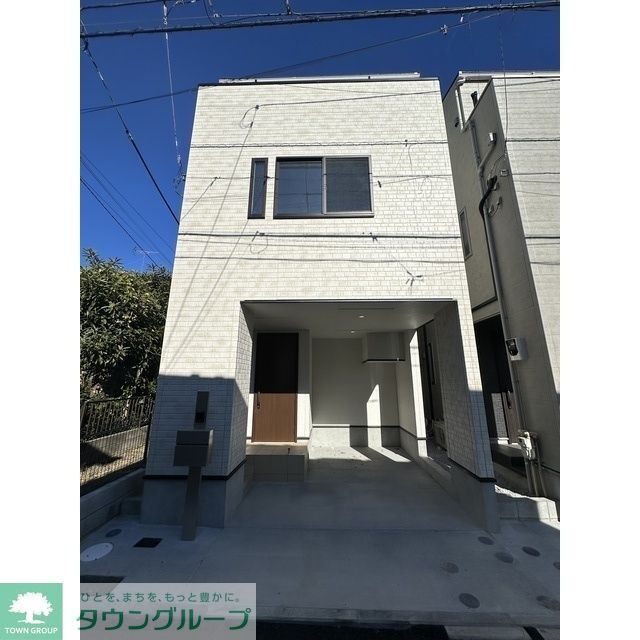 中河原駅より徒歩5分 築1年10ヶ月 3階建の賃貸物件