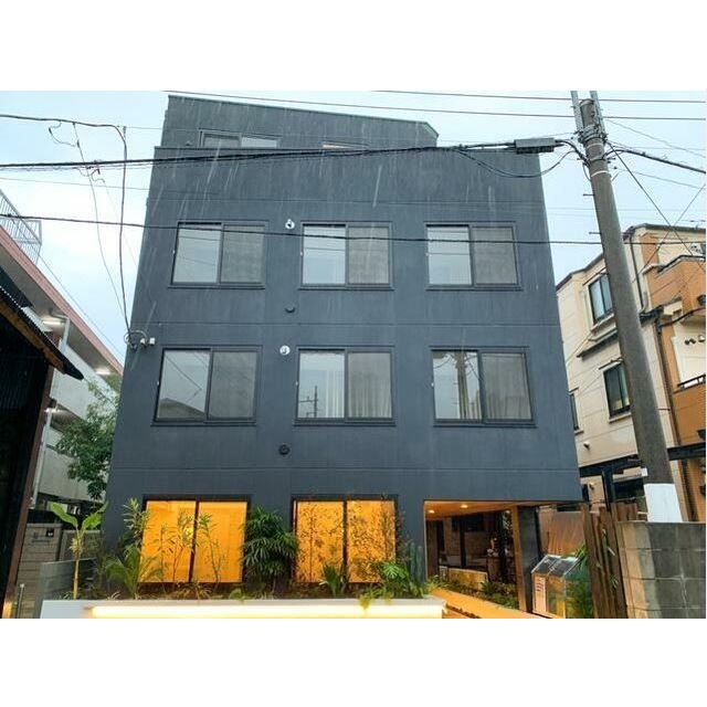 北千住駅より徒歩10分 築5年7ヶ月 4階建の賃貸物件