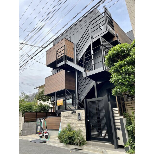 代田橋駅より徒歩6分 築5年5ヶ月 3階建の賃貸物件