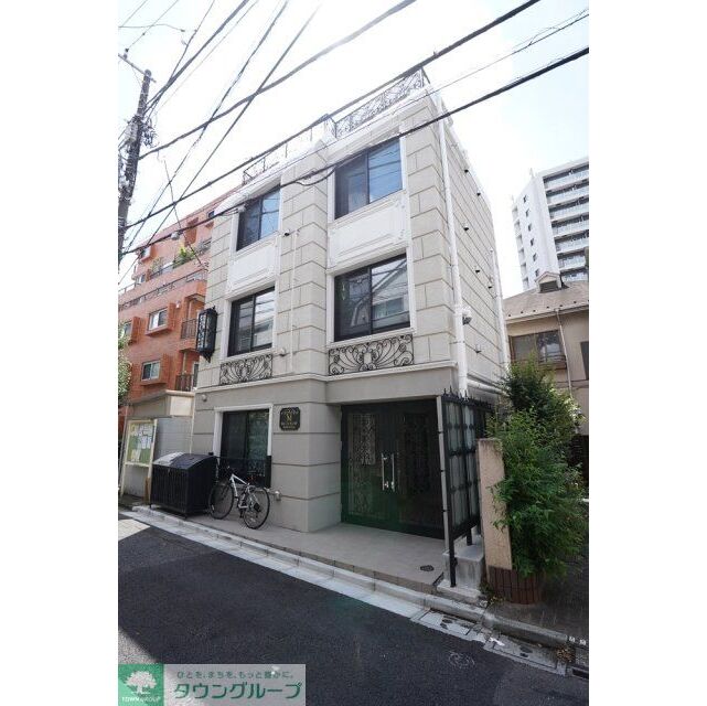 笹塚駅より徒歩7分 築2年9ヶ月 4階建の賃貸物件