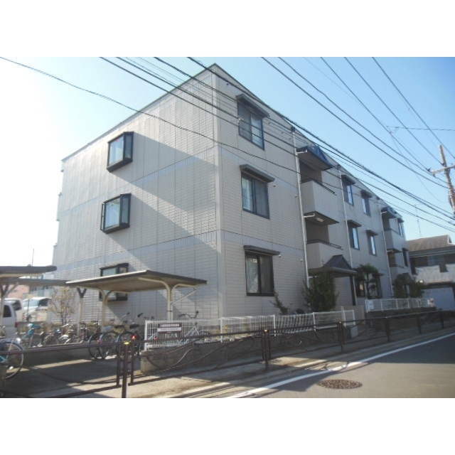 武蔵新城駅よりバス15分 徒歩2分 築31年8ヶ月 3階建の賃貸物件