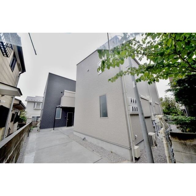 一橋学園駅より徒歩3分 築7年2ヶ月 2階建の賃貸物件