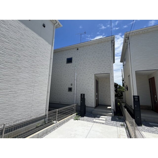 リナージュ愛川町中津01の賃貸物件