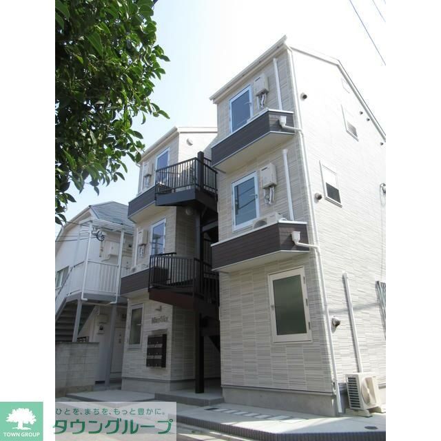 新小岩駅より徒歩9分 築6年8ヶ月 3階建の賃貸物件