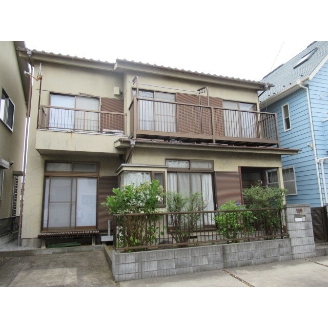 越谷駅より徒歩23分 築38年1ヶ月 2階建の賃貸物件