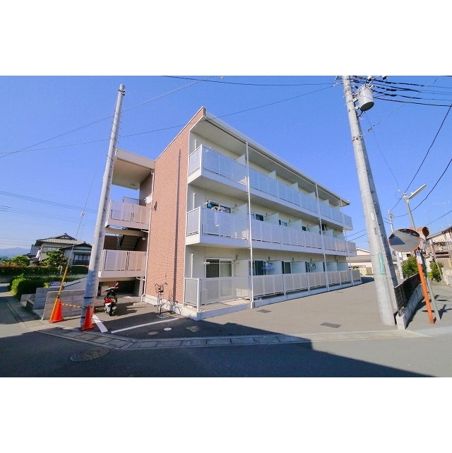 武州長瀬駅より徒歩6分 築15年3ヶ月 3階建の賃貸物件