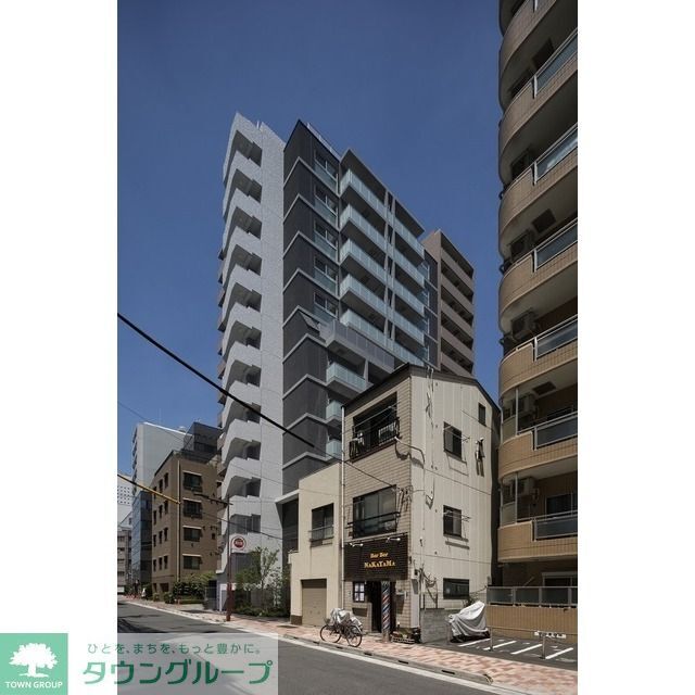 上野駅より徒歩10分 築6年5ヶ月 13階建の賃貸物件