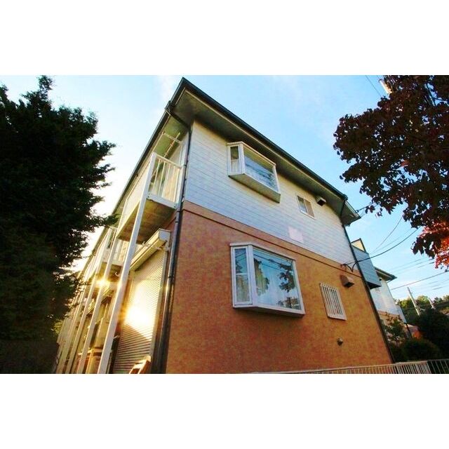 唐木田駅より徒歩4分 築33年8ヶ月 2階建の賃貸物件