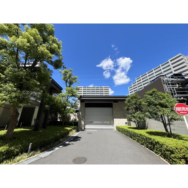 矢向駅より徒歩14分 築1年9ヶ月 15階建の賃貸物件