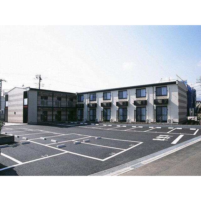 秦野駅よりバス10分 徒歩2分 築16年9ヶ月 2階建の賃貸物件