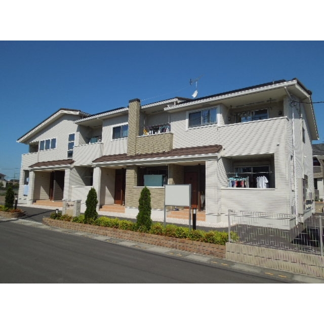 鴻巣駅よりバス20分 徒歩6分 築8年 2階建の賃貸物件