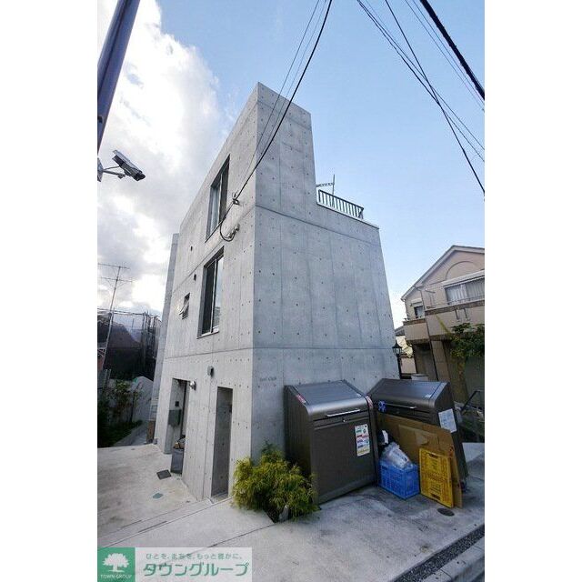 成増駅より徒歩5分 築7年1ヶ月 3階建の賃貸物件