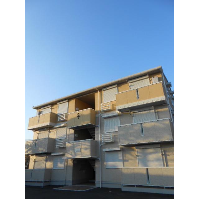 横須賀中央駅よりバス28分 徒歩3分 築12年3ヶ月 3階建の賃貸物件