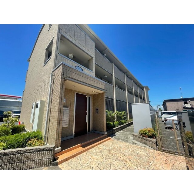 南大塚駅より徒歩21分 築12年2ヶ月 3階建の賃貸物件