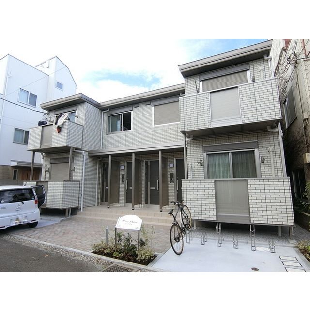 小平駅より徒歩5分 築6年2ヶ月 2階建の賃貸物件