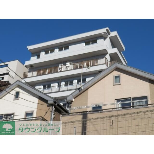 コンブロンビルの賃貸物件