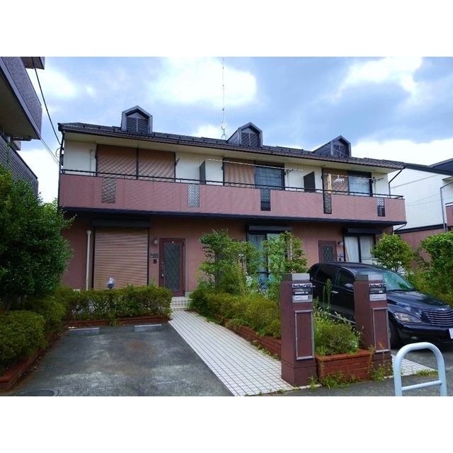 京王堀之内駅より徒歩21分 築33年8ヶ月 2階建の賃貸物件