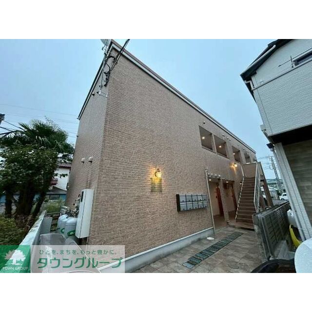 西川越駅より徒歩10分 築9年11ヶ月 2階建の賃貸物件