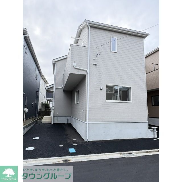 清瀬駅より徒歩20分 築1年6ヶ月 2階建の賃貸物件