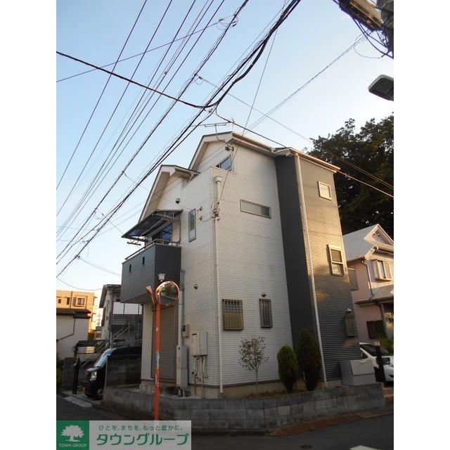 東久留米駅より徒歩10分 築15年6ヶ月 3階建の賃貸物件