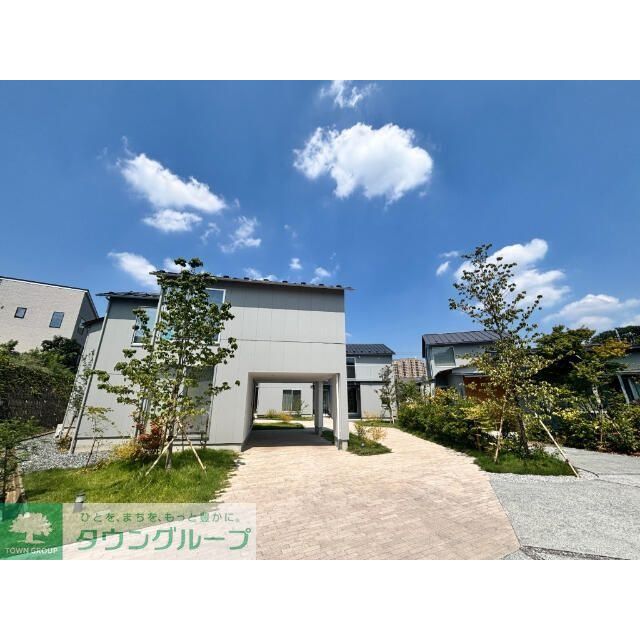 新百合ヶ丘駅より徒歩15分 新築 2階建の賃貸物件