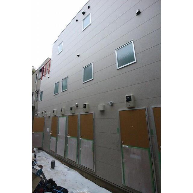 桜新町駅より徒歩9分 築10年 3階建の賃貸物件