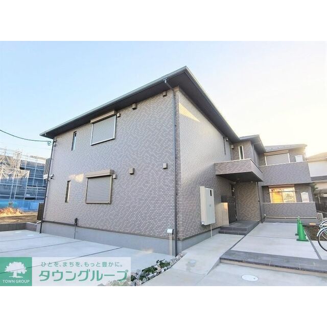 南柏駅より徒歩10分 築1年11ヶ月 2階建の賃貸物件