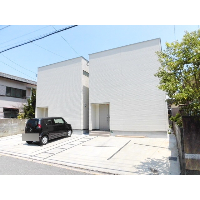 唐人町駅より徒歩16分 築10年7ヶ月 2階建の賃貸物件