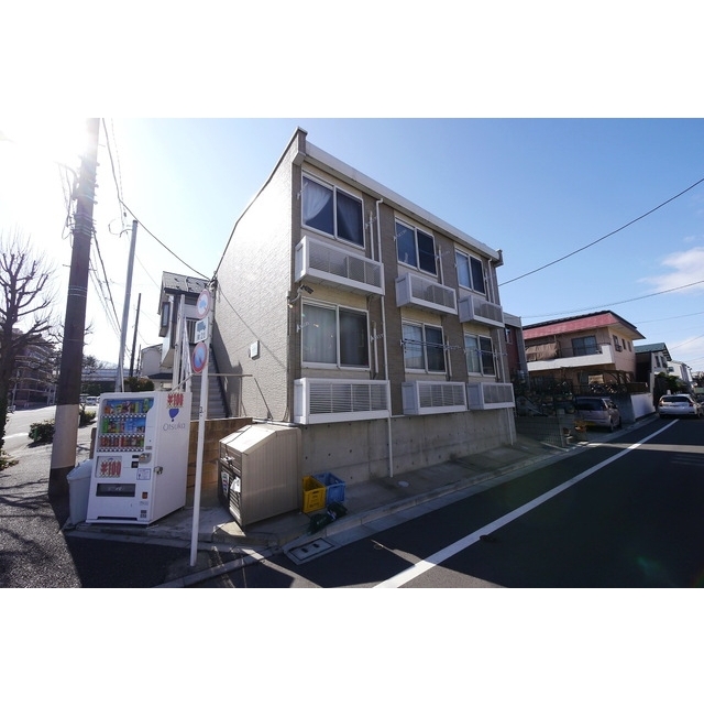 レオパレスウィステリア１の賃貸物件