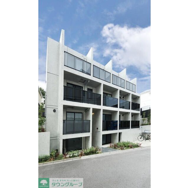 下落合駅より徒歩4分 築1年2ヶ月 2階建の賃貸物件