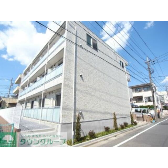 谷在家駅より徒歩12分 築6年8ヶ月 3階建の賃貸物件