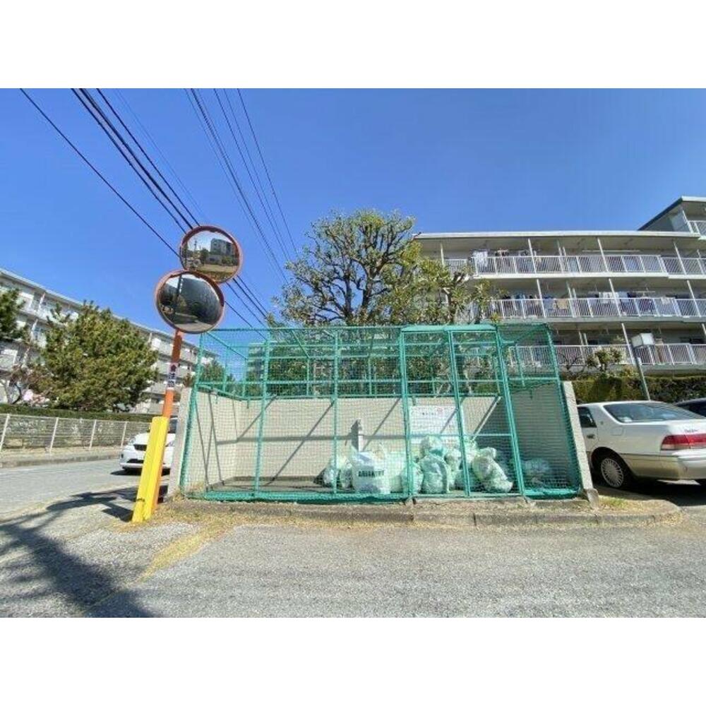 パイロットハウス検見川 千葉県千葉市美浜区磯辺6丁目 (8.5万円／4DK (DK7．5、洋7．5×2、洋4．7、洋6)／72.97㎡)｜賃貸物件(賃貸マンション・アパート・一戸建て)の住宅