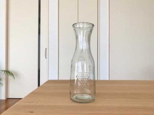 くびれ がポイント ダイソー ワインデキャンタ ガラス瓶 がおしゃれな花瓶に Yahoo 不動産おうちマガジン