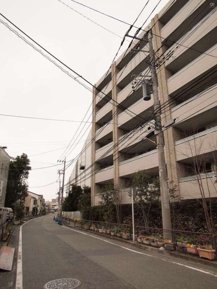 アールブラン二子多摩川レジデンス 神奈川県川崎市高津区溝口5丁目 の売買情報 Yahoo 不動産のおうちダイレクト 売り出し物件情報や中古マンションの推定成約価格推移