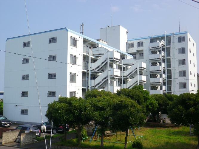 コープ野村平塚海浜(3LDK) 4階の外観
