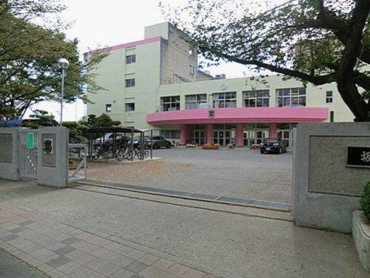中学校 【中学校】桜中学校まで1192m