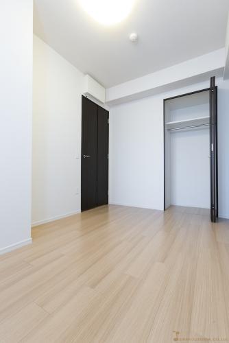 子供部屋 洋室(2) 約5帖 *同タイプ写真(現状優先・一部仕様は実際と異なります)