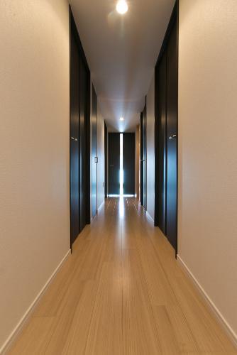 廊下 *同タイプ写真(現状優先・一部仕様は実際と異なります)