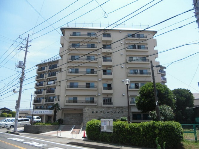 外観写真 7階建ての大規模マンション総戸数128戸の5階。