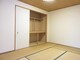 専用部・室内写真 1間半の大容量押入収納付の和室