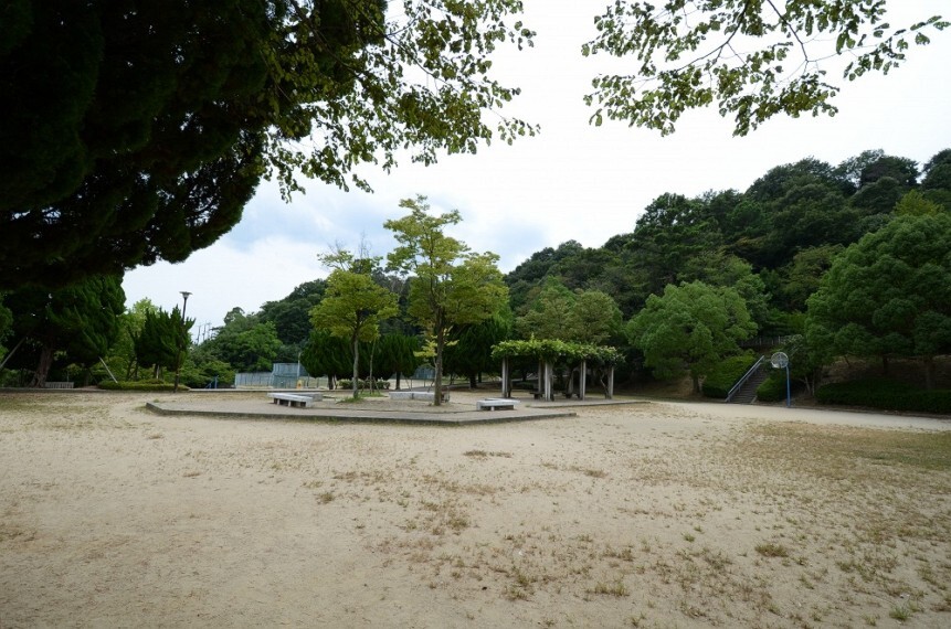 公園 【公園】中山中央公園まで1716m