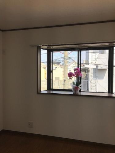 洋室 ファミリーマート尼崎次屋三丁目店まで509m 徒歩7分