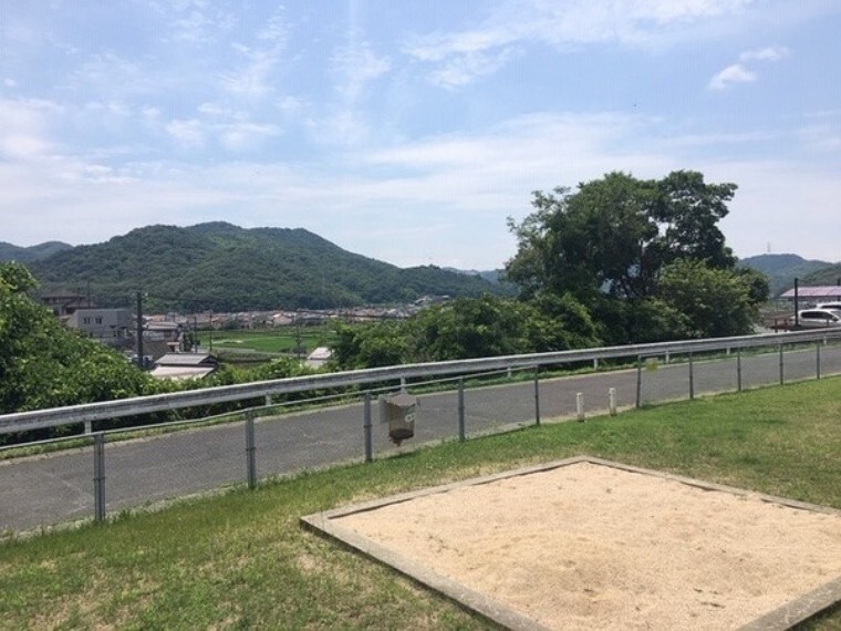 専用部・室内写真 団地内公園