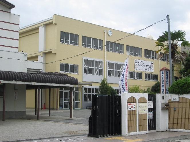 小学校 西浦小学校