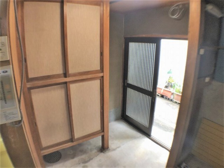 玄関 玄関