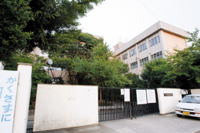 中学校 【中学校】尼崎市立小田北中学校まで656m