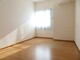 専用部・室内写真 約6.0帖の洋室はお子様のお部屋にいかがでしょうか。