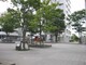 敷地内に広場がございます。