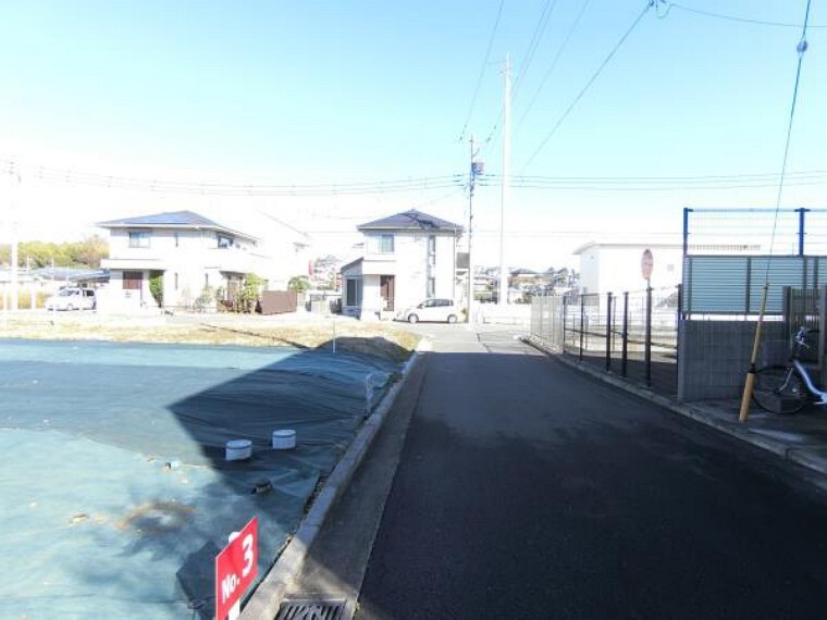 現況写真 No.3区画の前面道路。